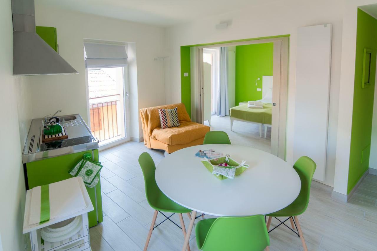Appartamento Persico - Lake View And Private Parking Torno Buitenkant foto